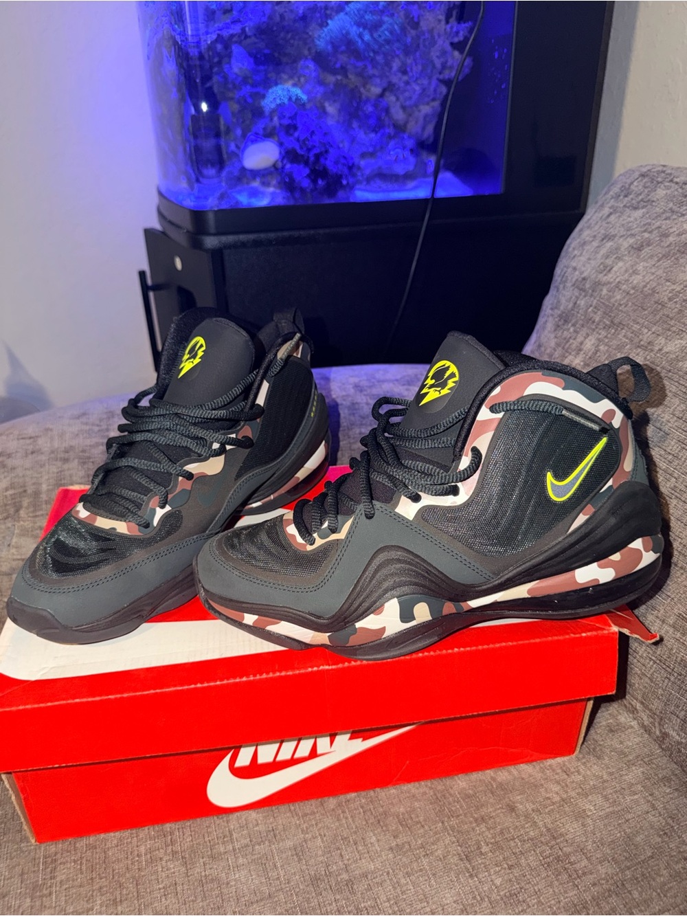 Nike Air Penny V 5 “Camo” Black Spruce/Volt – Men’s Size 8.5 – Original Box